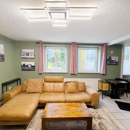 Studio-apartment Mit Eigenem Eingang Und Terrasse In Kiel-holtenau 公寓