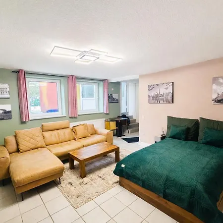Studio-apartment Mit Eigenem Eingang Und Terrasse In Kiel-holtenau 基尔