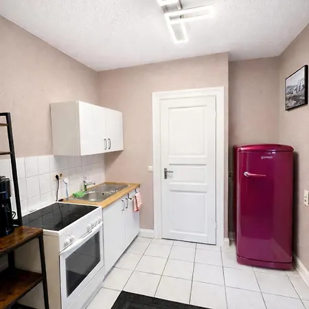 公寓 Studio-apartment Mit Eigenem Eingang Und Terrasse In Kiel-holtenau