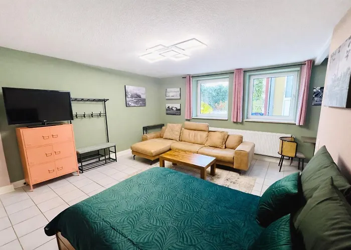 Studio-apartment Mit Eigenem Eingang Und Terrasse In Kiel-holtenau Appartement *