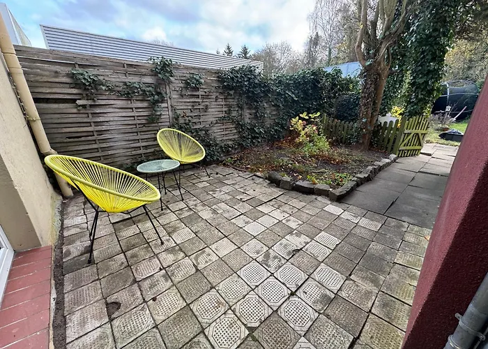 Studio-apartment Mit Eigenem Eingang Und Terrasse In Kiel-holtenau *